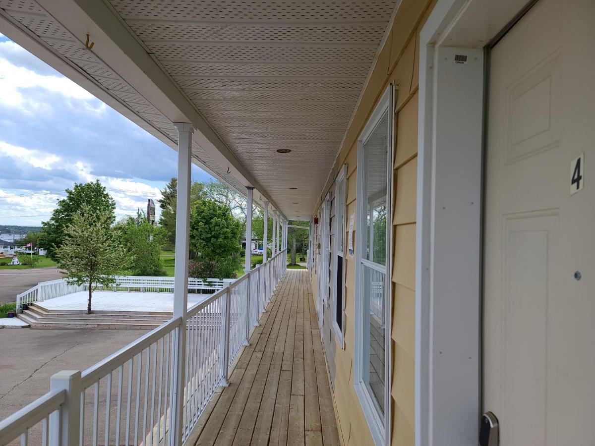Bouctouche Bay Inn Exterior photo